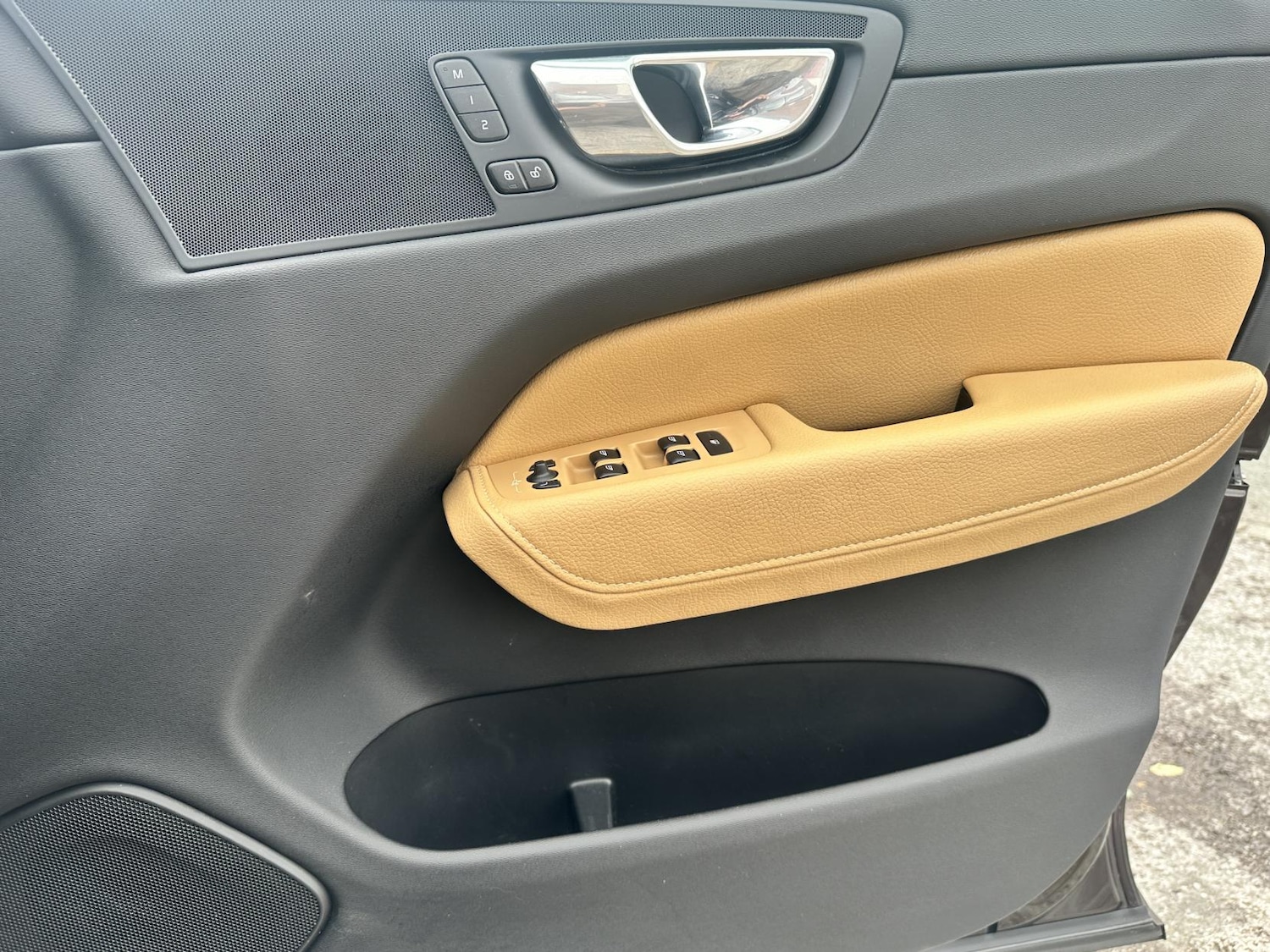 Used Volvo XC60 2017 for sale - 76151048: Photo 30