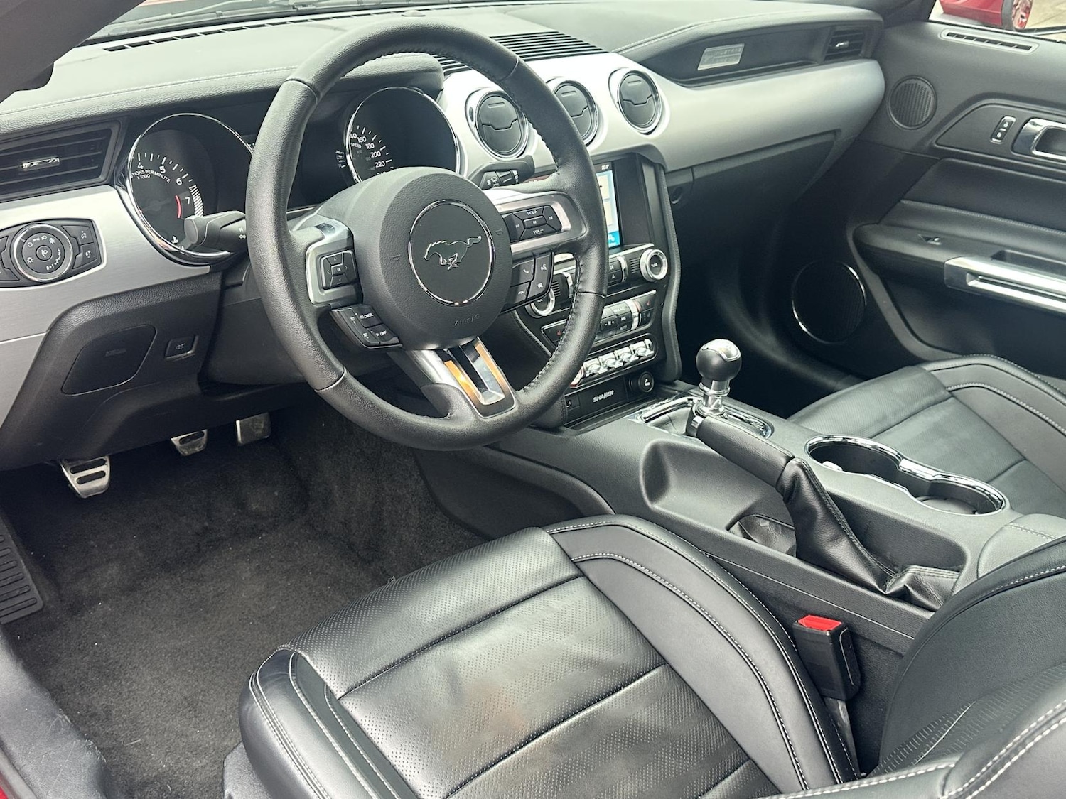 Used Ford Mustang 2017 for sale - 77595814: Photo 3