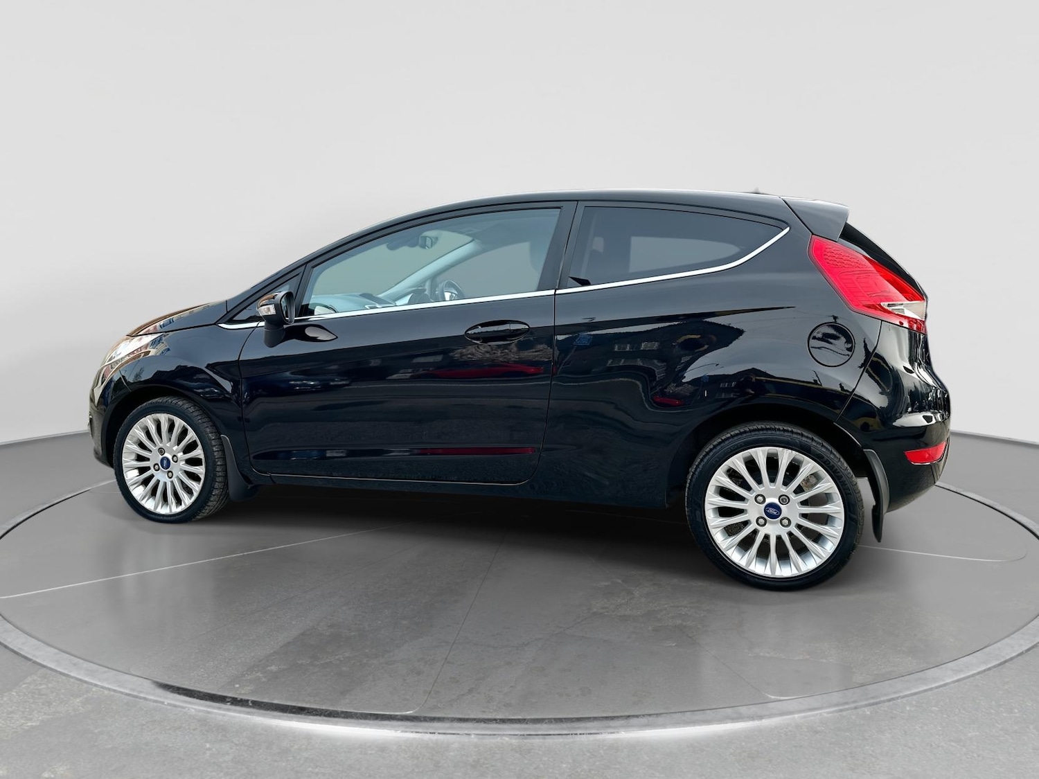 Used Ford Fiesta 2011 for sale - 78028167: Photo 9