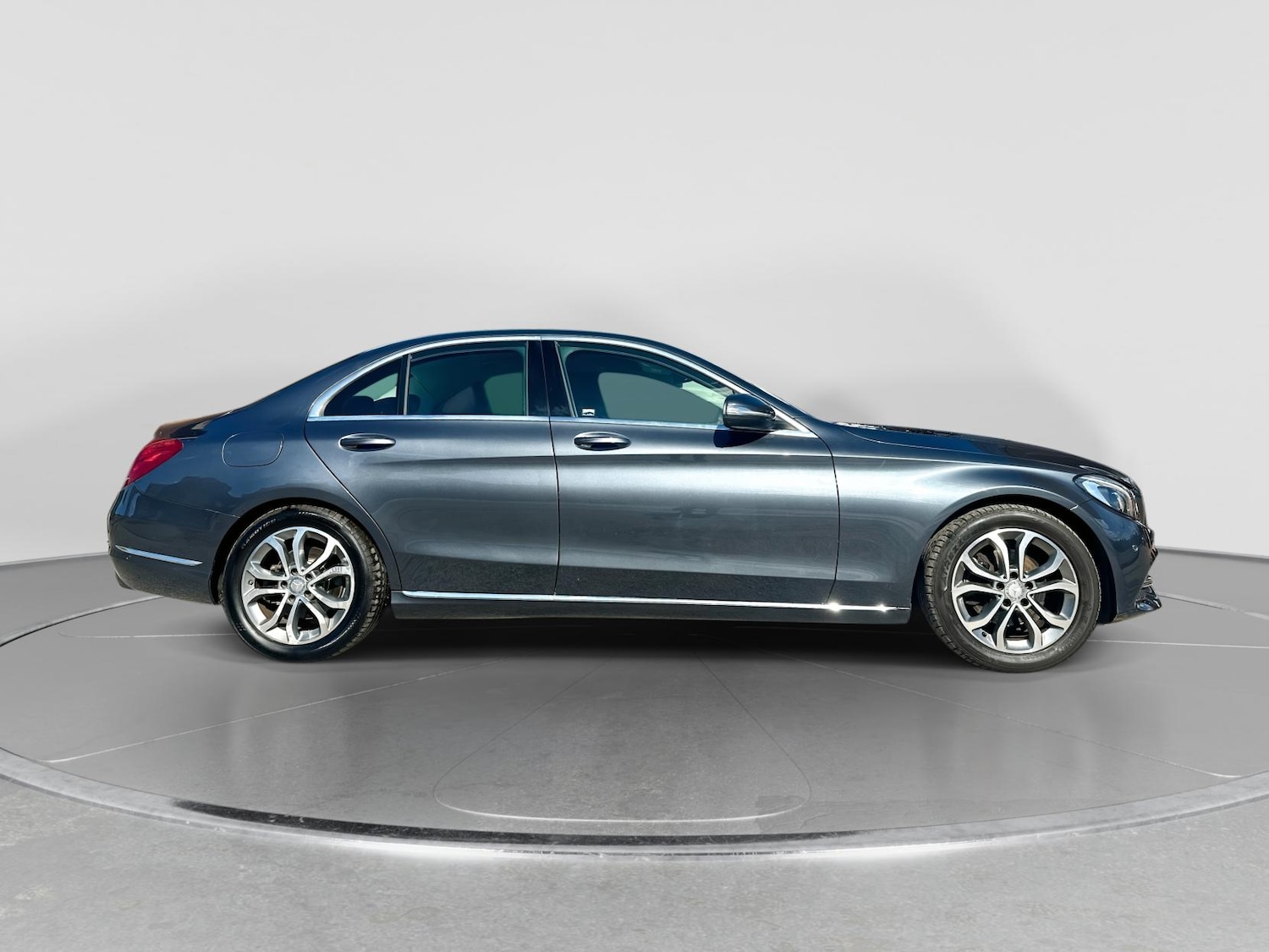 Used Mercedes-Benz C-Class 2015 for sale - 76151049: Photo 10