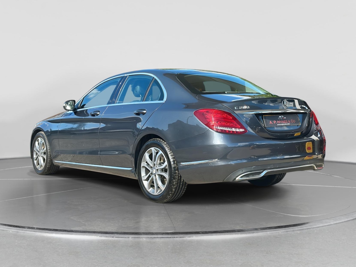 Used Mercedes-Benz C-Class 2015 for sale - 76151049: Photo 6