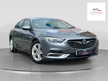 Used Vauxhall Insignia 2018 for sale - 78290661: Photo
