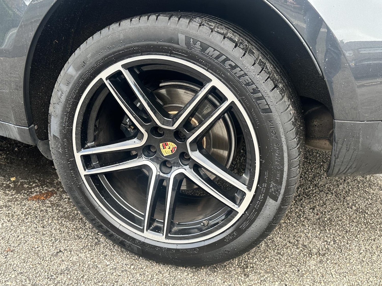 Used Porsche Macan 2019 for sale - 76387563: Photo 16