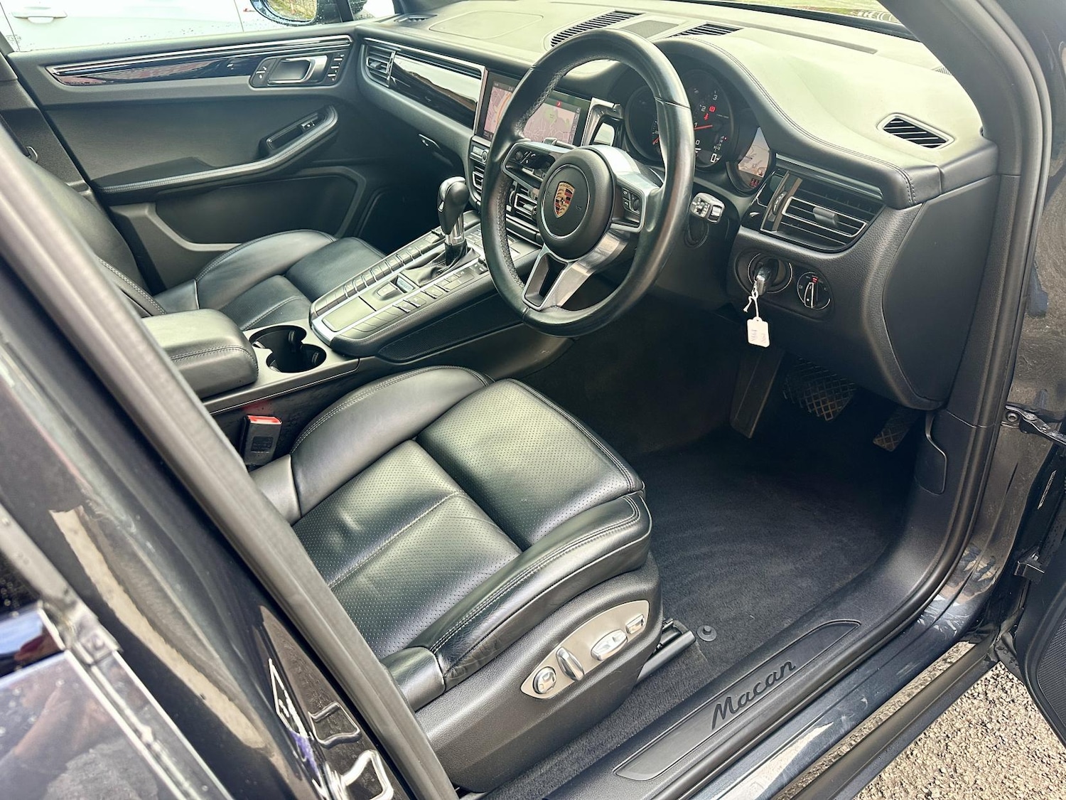 Used Porsche Macan 2019 for sale - 76387563: Photo 17