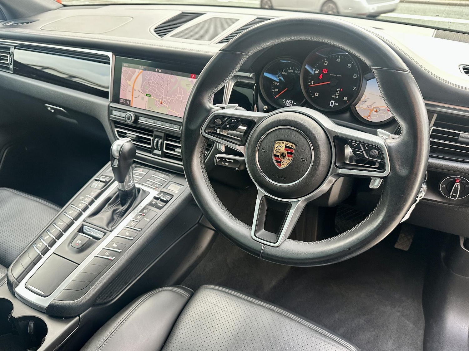 Used Porsche Macan 2019 for sale - 76387563: Photo 19