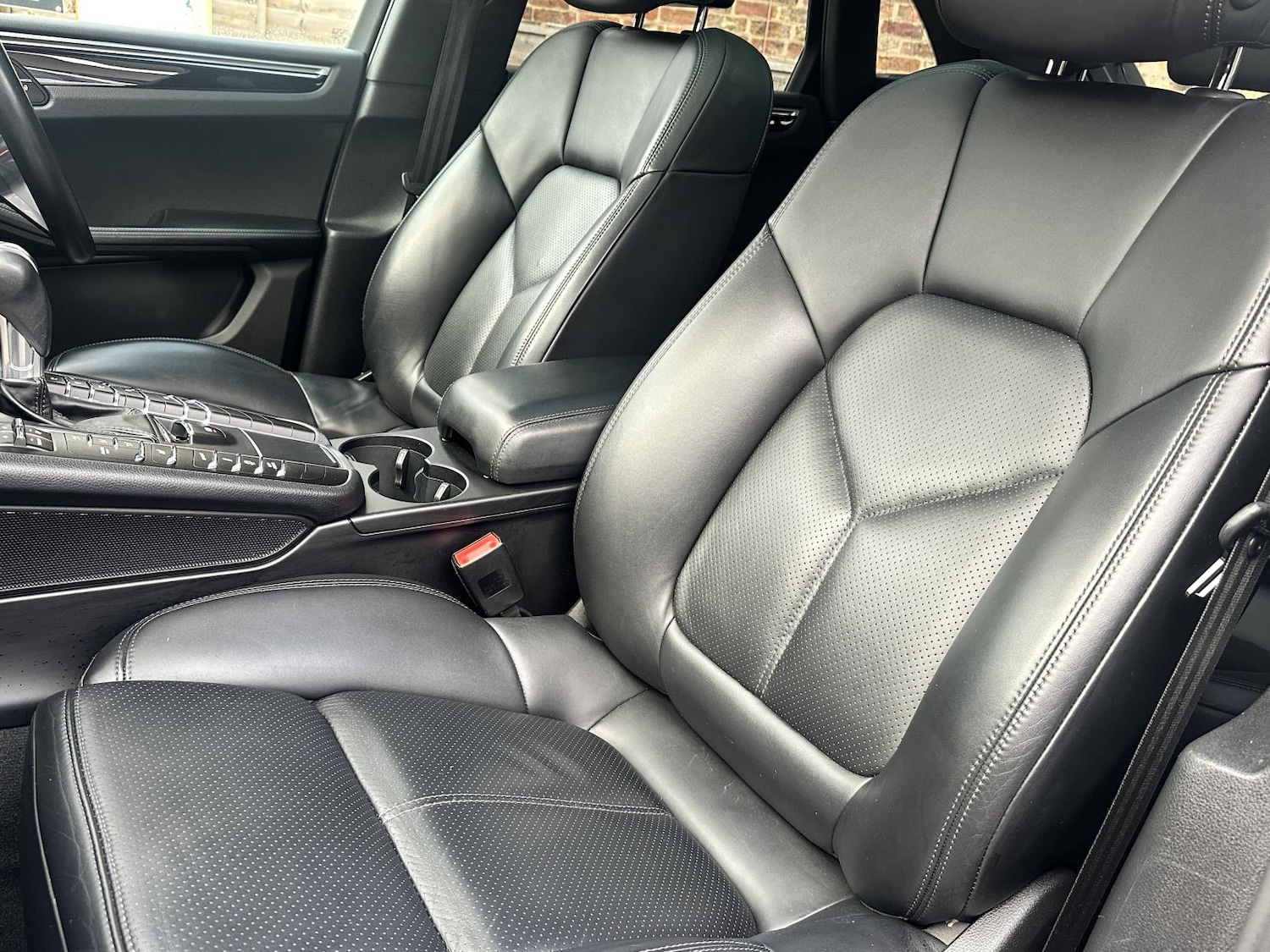 Used Porsche Macan 2019 for sale - 76387563: Photo 22