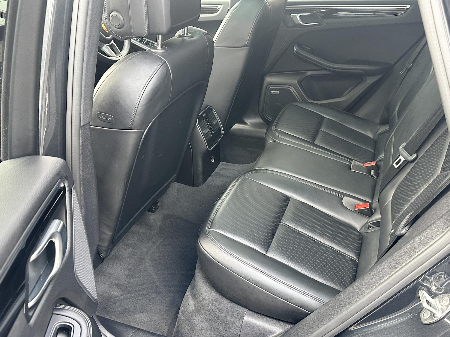 Used Porsche Macan 2019 for sale - 76387563: Photo 24