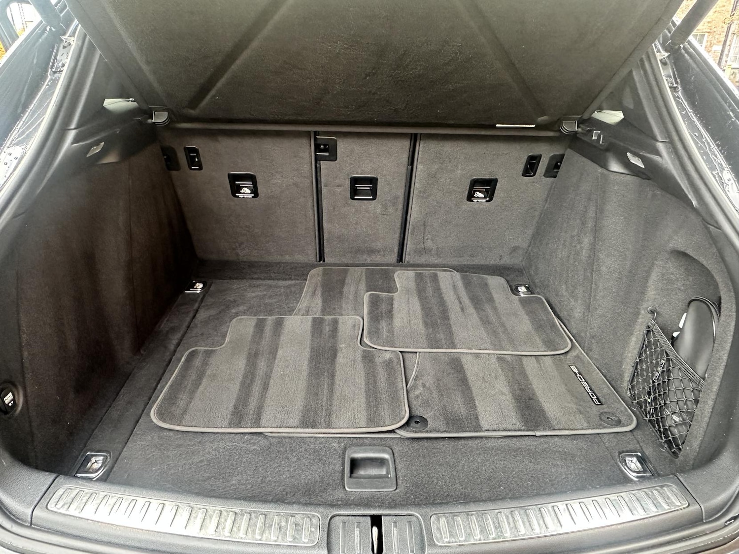 Used Porsche Macan 2019 for sale - 76387563: Photo 27