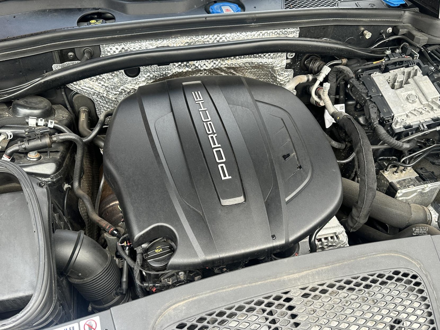 Used Porsche Macan 2019 for sale - 76387563: Photo 33