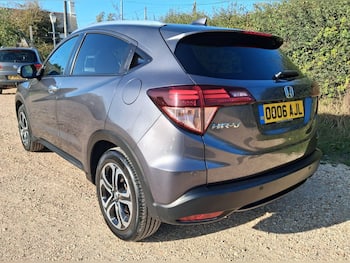 Used Honda HR-V 2016 for sale - 79847752: Photo