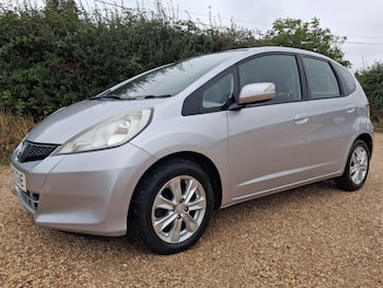 Used Honda Jazz 2013 for sale - 79750750: Photo