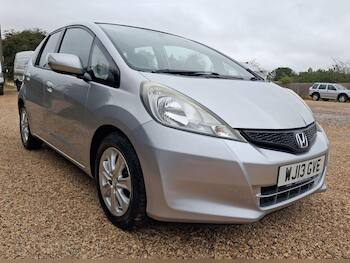 Used Honda Jazz 2013 for sale - 79750750: Photo