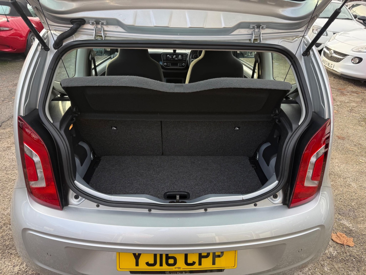 Used Volkswagen up! 2016 for sale - 76714855: Photo 23