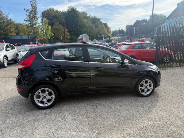 Used Ford Fiesta 2010 for sale - 76226986: Photo 13