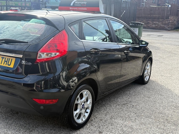 Used Ford Fiesta 2010 for sale - 76226986: Photo 14