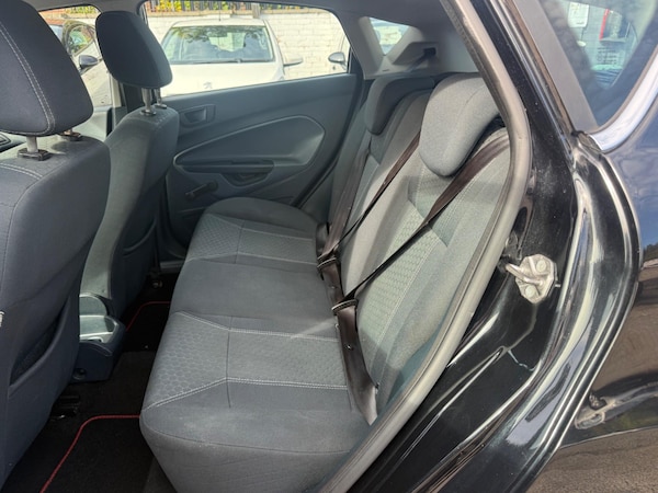 Used Ford Fiesta 2010 for sale - 76226986: Photo 17