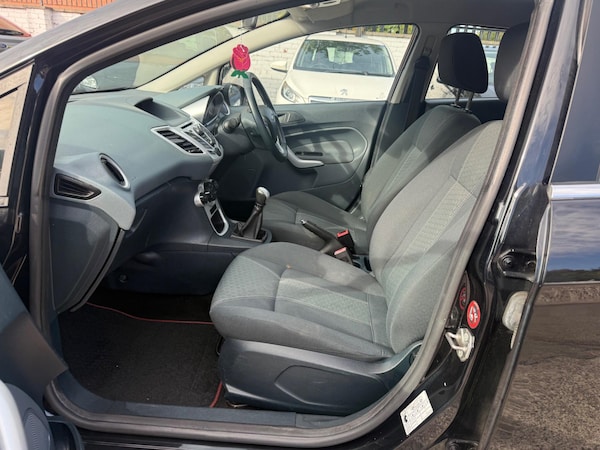 Used Ford Fiesta 2010 for sale - 76226986: Photo 22