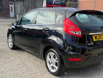 Used Ford Fiesta 2010 for sale - 76226986: Photo 4
