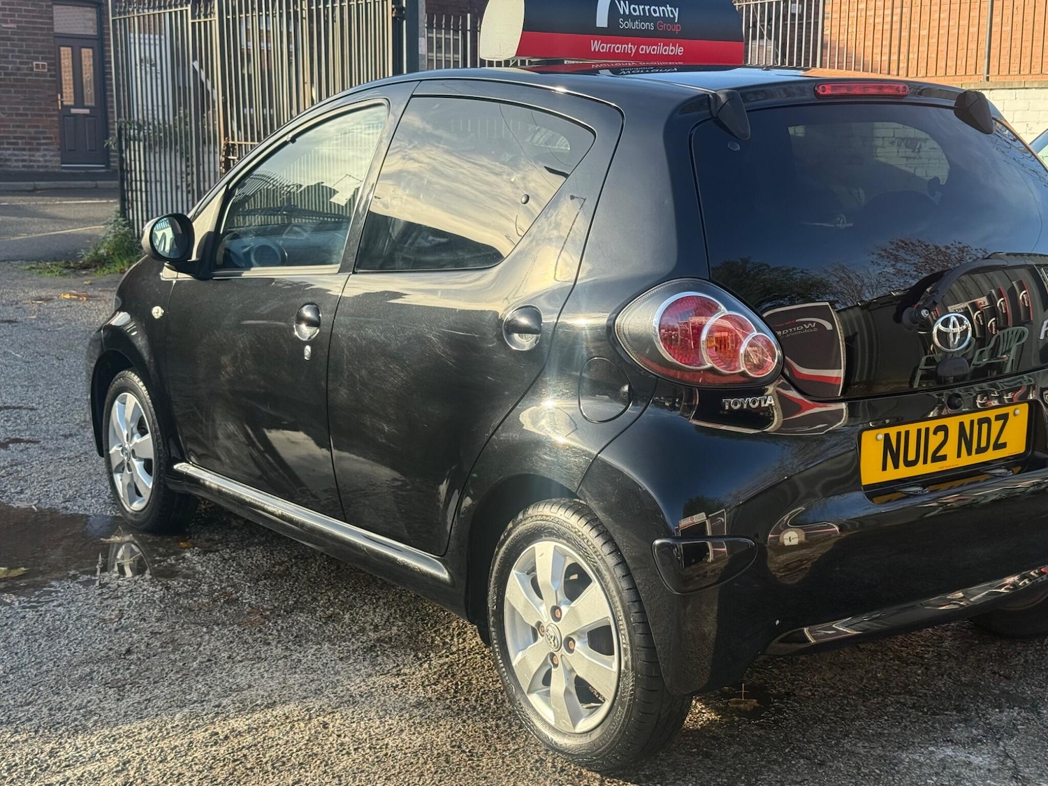 Used Toyota AYGO 2012 for sale - 76997103: Photo 10