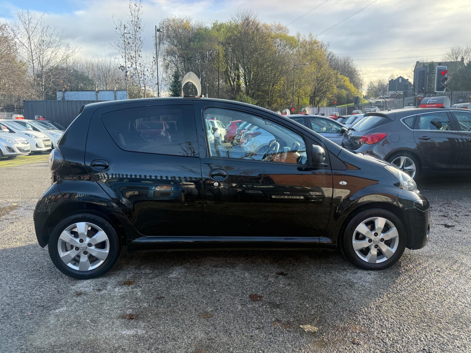 Used Toyota AYGO 2012 for sale - 76997103: Photo 13