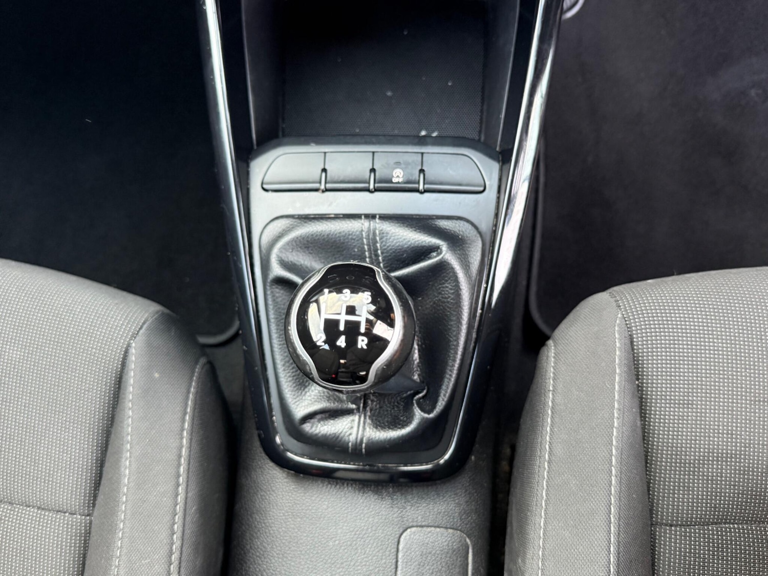 Used Kia Rio 2017 for sale - 76832160: Photo 19