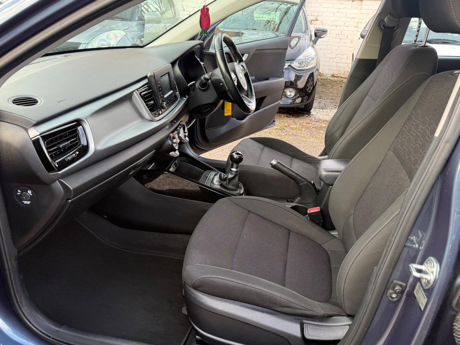 Used Kia Rio 2017 for sale - 76832160: Photo 27