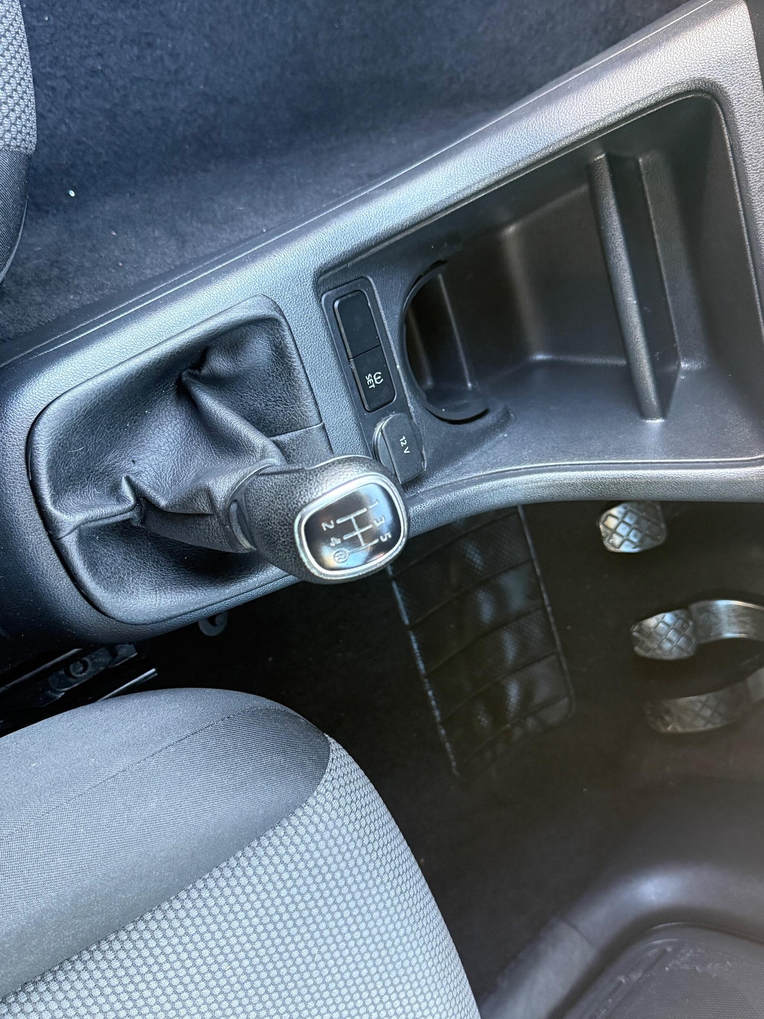 Used Skoda Citigo 2015 for sale - 77163195: Photo 25