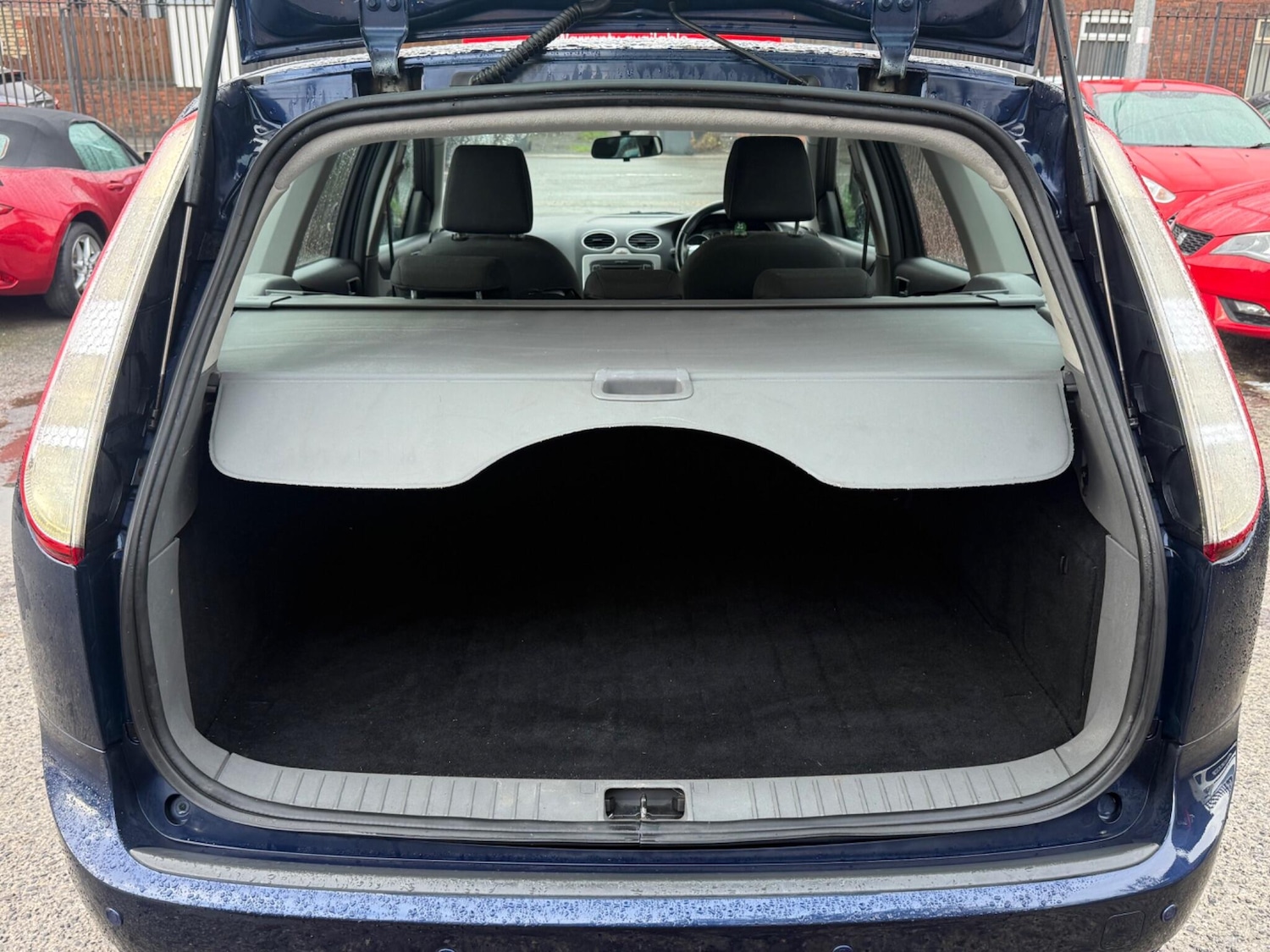 Used Ford Focus 2011 for sale - 76850445: Photo 17