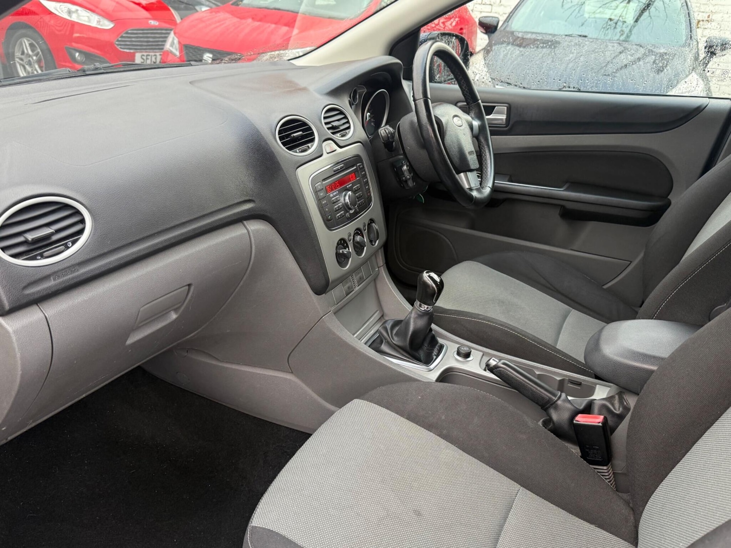 Used Ford Focus 2011 for sale - 76850445: Photo 23