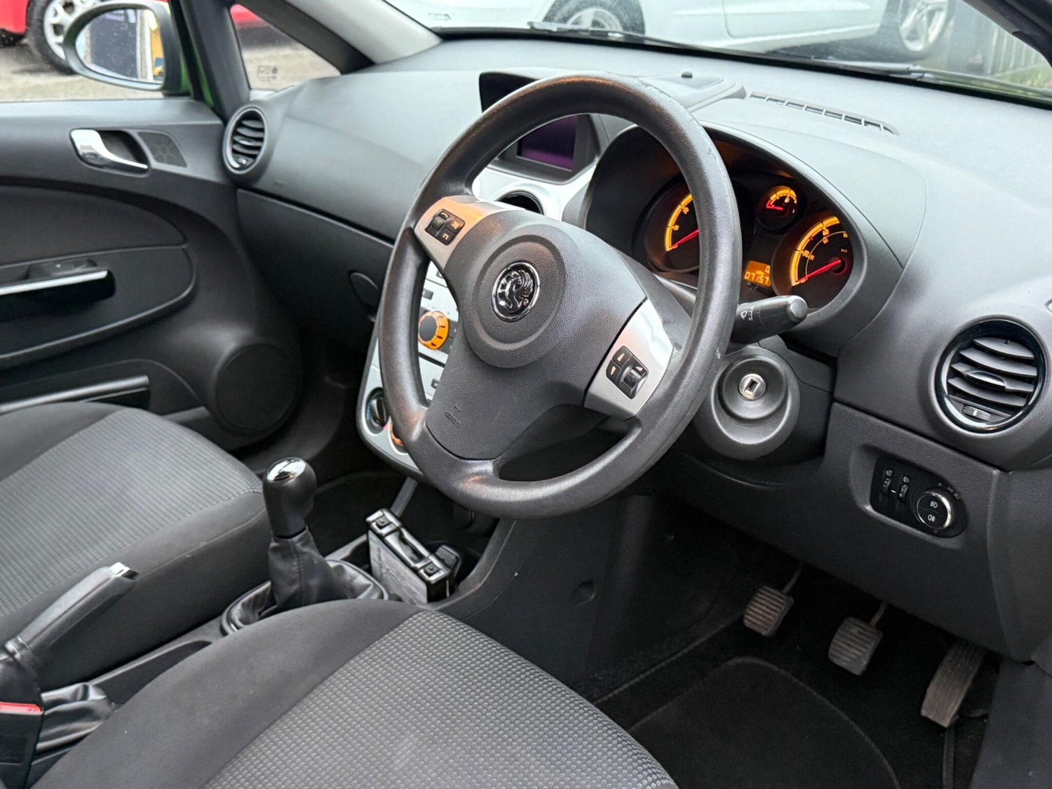 Used Vauxhall Corsa 2011 for sale - 77425493: Photo 19