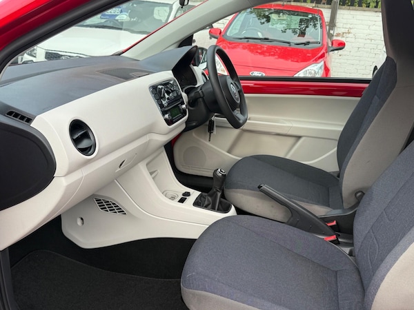 Used Volkswagen up! 2016 for sale - 76153202: Photo 23