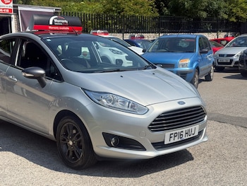 Used Ford Fiesta 2016 for sale - 78998789: Photo