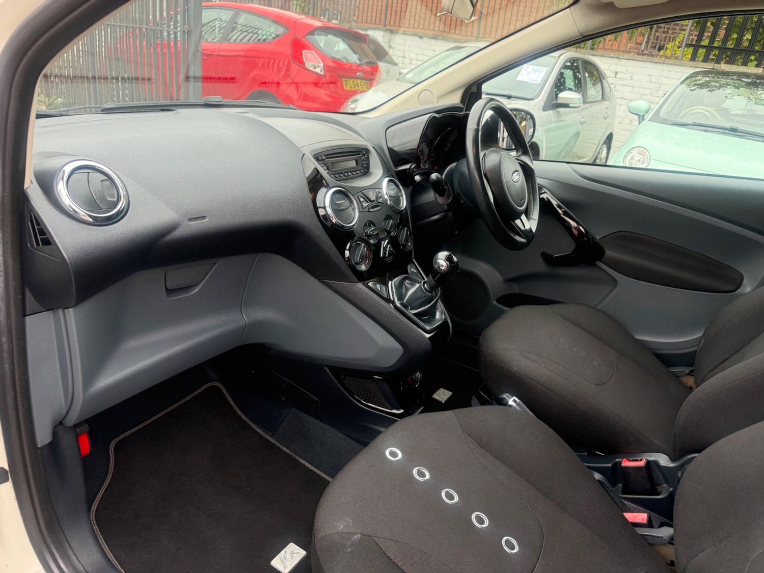 Used Ford Ka 2011 for sale - 76238992: Photo 24