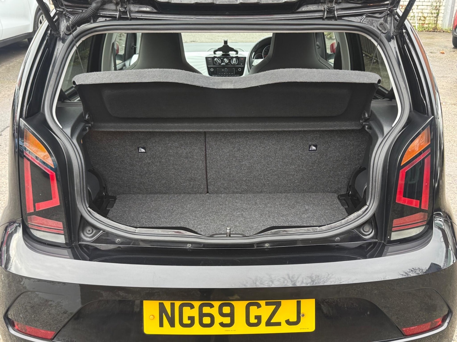 Used Volkswagen up! for sale - 77625023: Photo 25