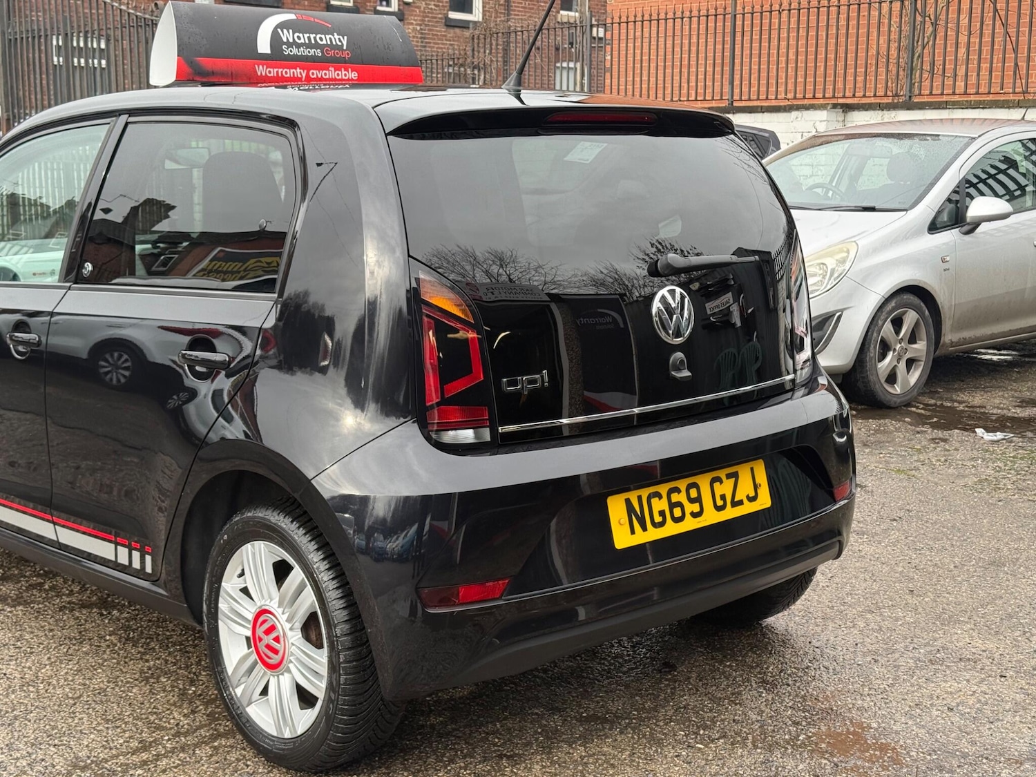 Used Volkswagen up! for sale - 77625023: Photo 9