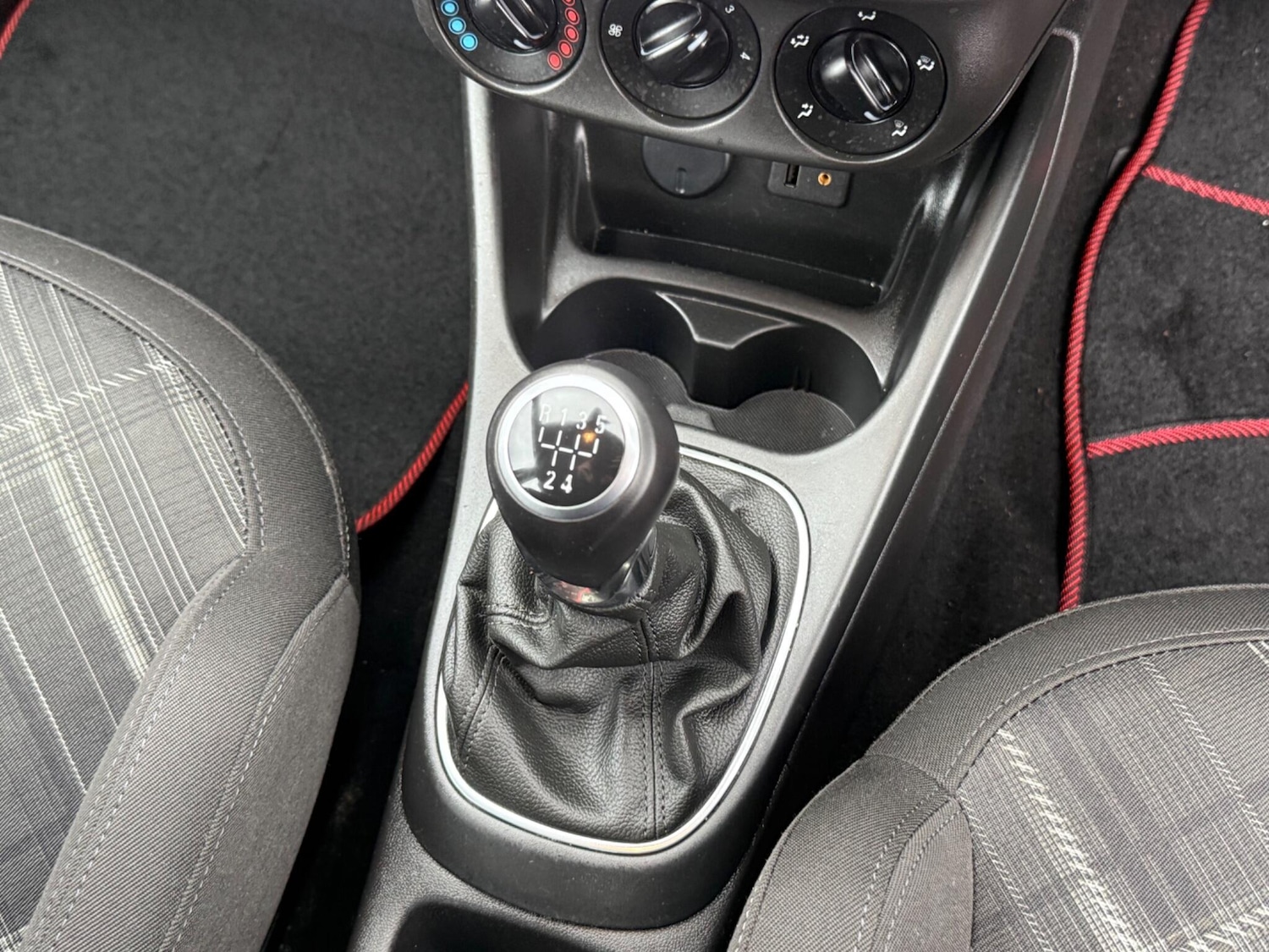 Used Vauxhall Corsa 2015 for sale - 77723334: Photo 16