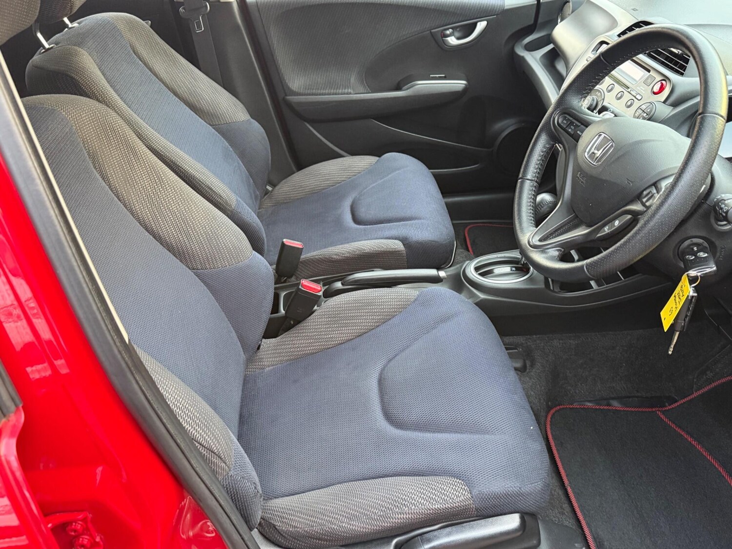 Used Honda Jazz 2013 for sale - 76714884: Photo 20