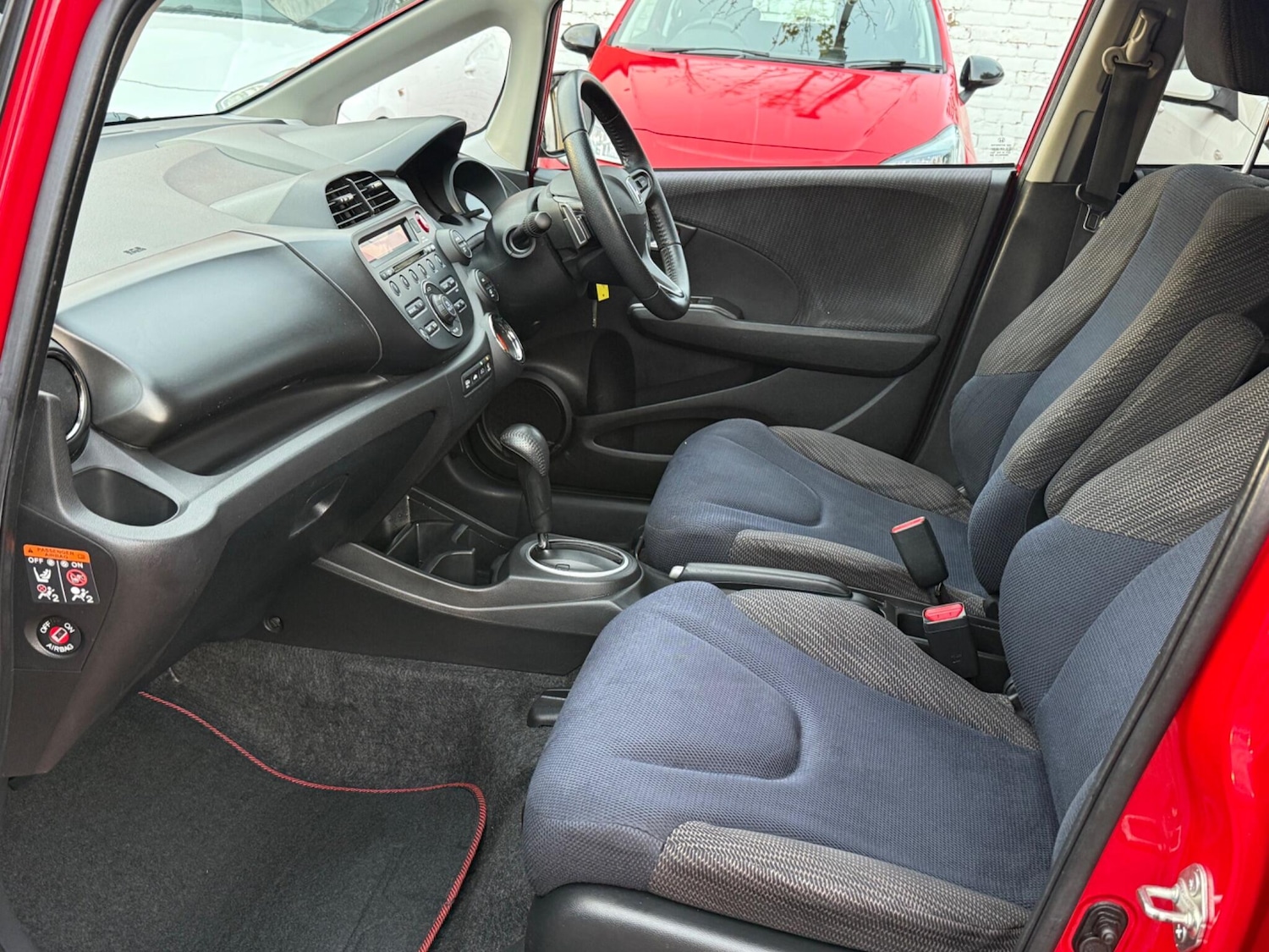 Used Honda Jazz 2013 for sale - 76714884: Photo 29