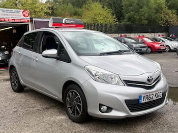 Used Toyota Yaris 2012 for sale - 79670048: Photo