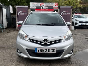 Used Toyota Yaris 2012 for sale - 79670048: Photo