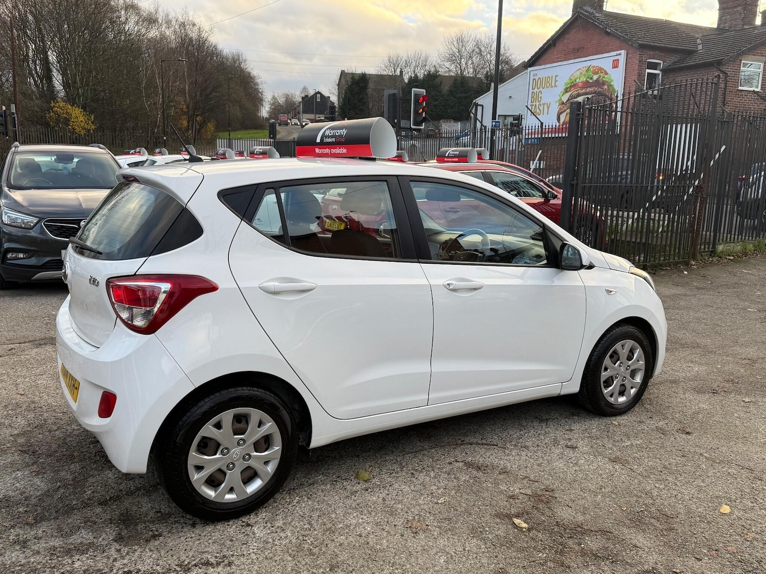 Used Hyundai i10 2014 for sale - 76913196: Photo 13