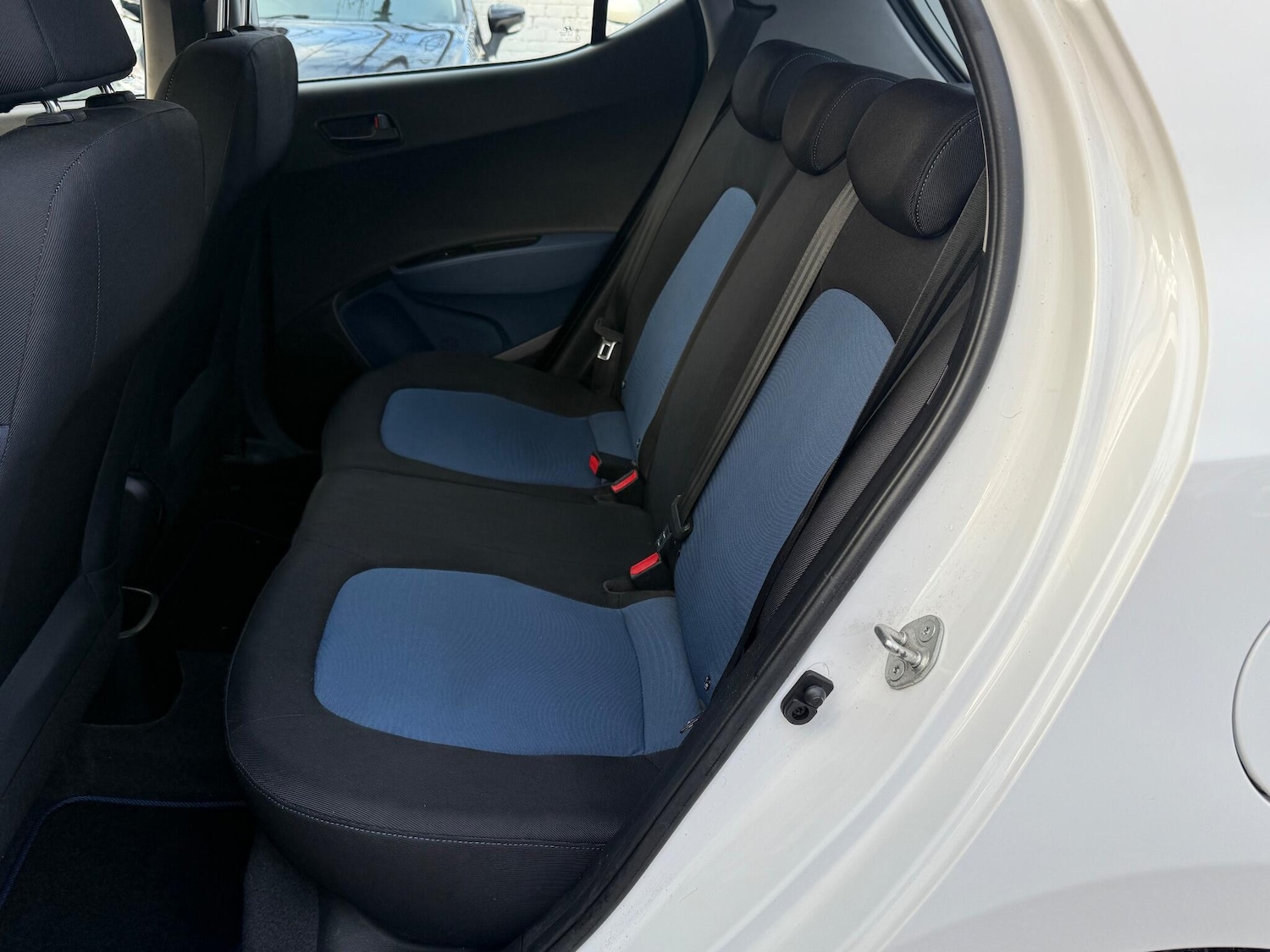 Used Hyundai i10 2014 for sale - 76913196: Photo 20