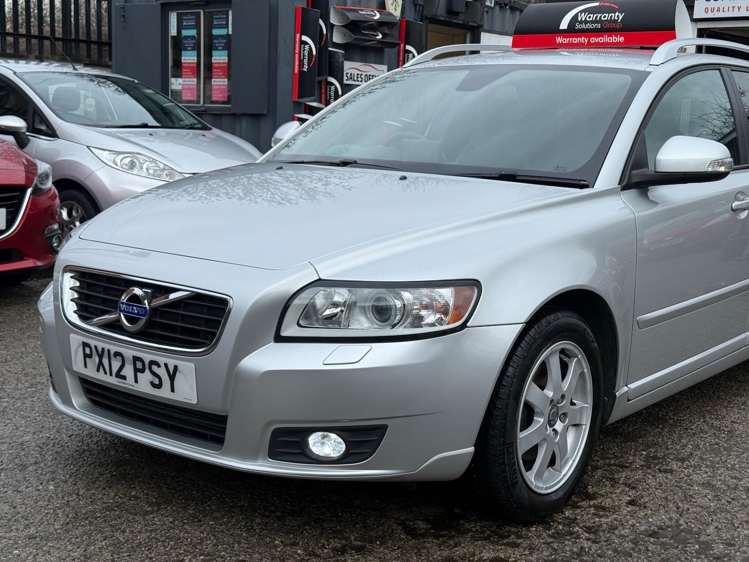 Used Volvo V50 2012 for sale - 77696764: Photo 3