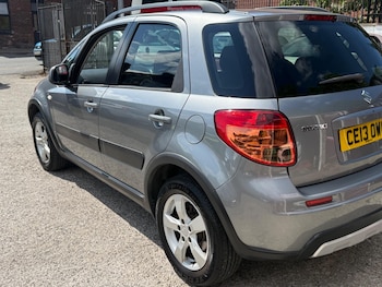 Used Suzuki SX4 2013 for sale - 79374505: Photo