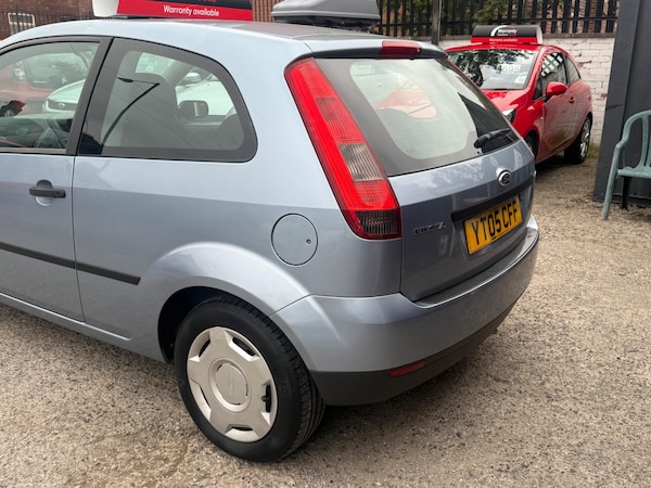 Used Ford Fiesta 2005 for sale - 76295161: Photo 11
