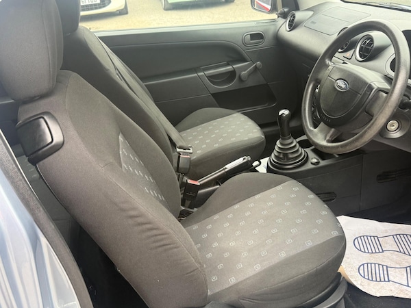 Used Ford Fiesta 2005 for sale - 76295161: Photo 16