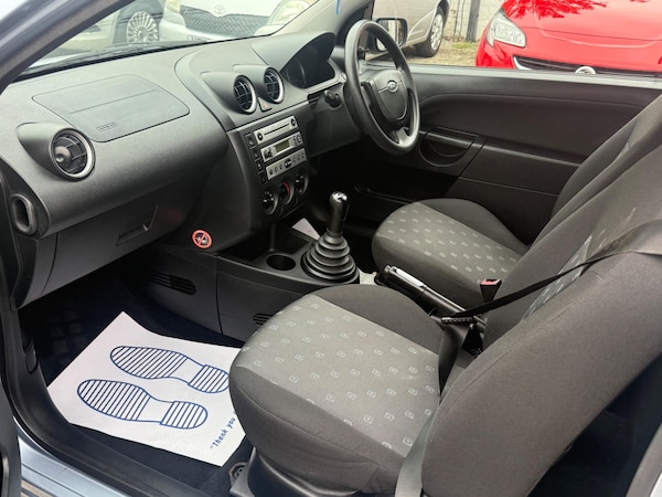 Used Ford Fiesta 2005 for sale - 76295161: Photo 23