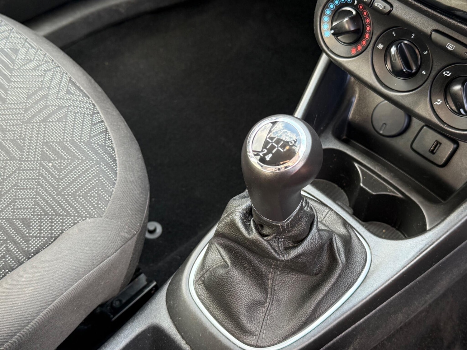 Used Vauxhall Corsa 2018 for sale - 78047562: Photo 15