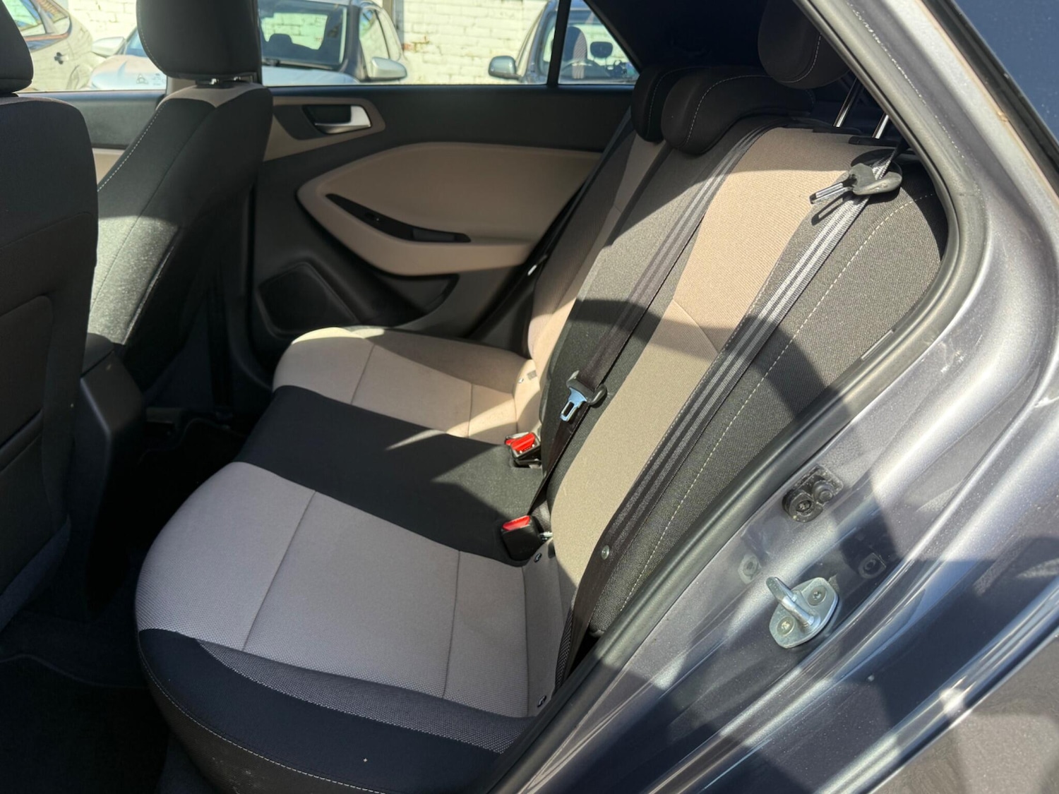 Used Hyundai i20 2015 for sale - 77737596: Photo 22