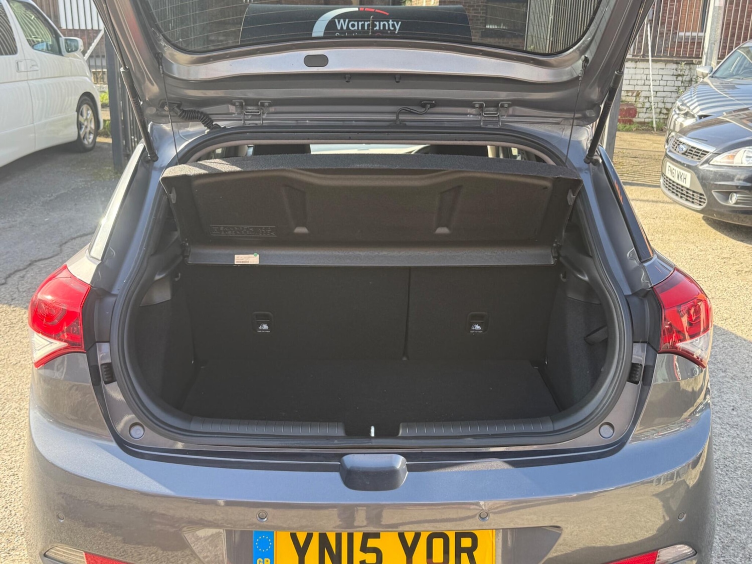 Used Hyundai i20 2015 for sale - 77737596: Photo 27